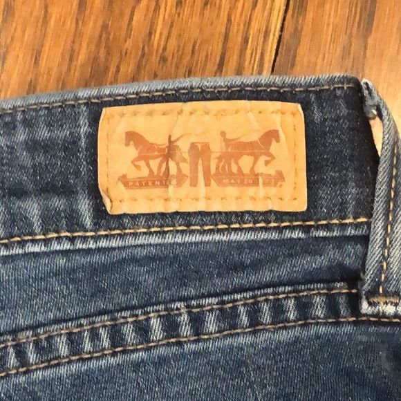 LEVIS Womens 525 Straight Leg Medium Wash Perfect Fit Denim Low Rise Jeans Sz 12 - Picture 4 of 5